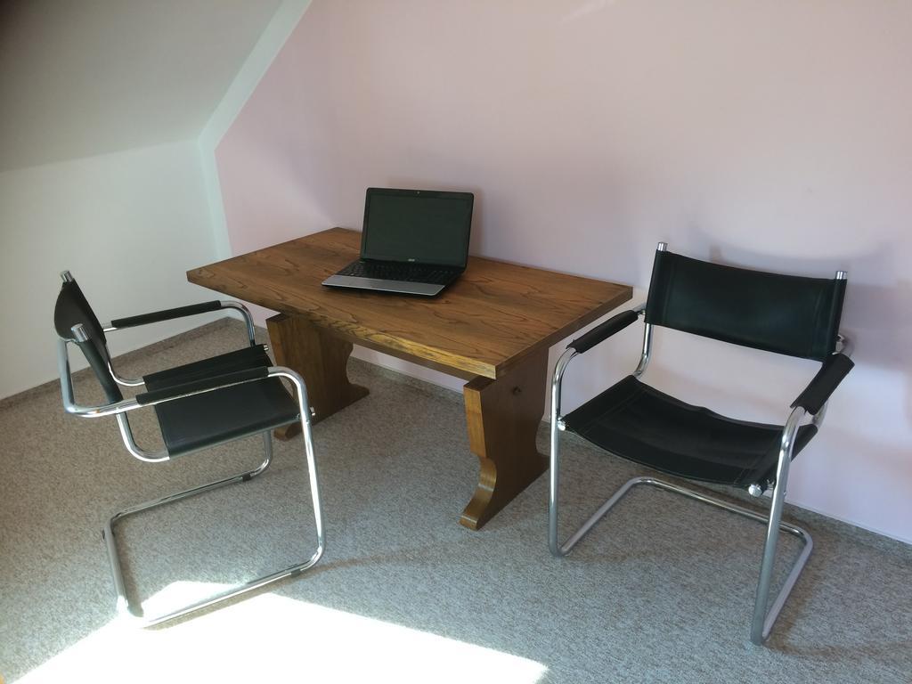 Rodinny Apartman Rodvínov Buitenkant foto